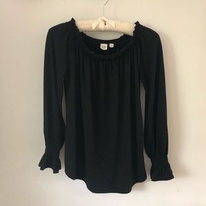 (GAP) off the shoulder top w/ ruffle sleeve